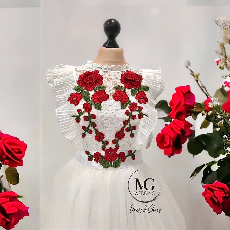 3D Heart - 3 részes gépi hímzett 3D piros rózsás