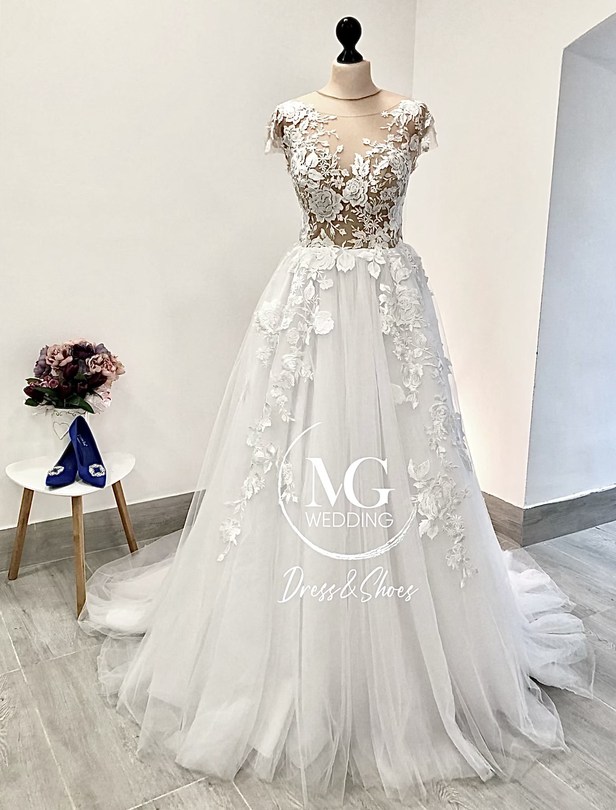 Krisztina Tüll Menyasszonyi Ruha Fűzős hátú - Image 2