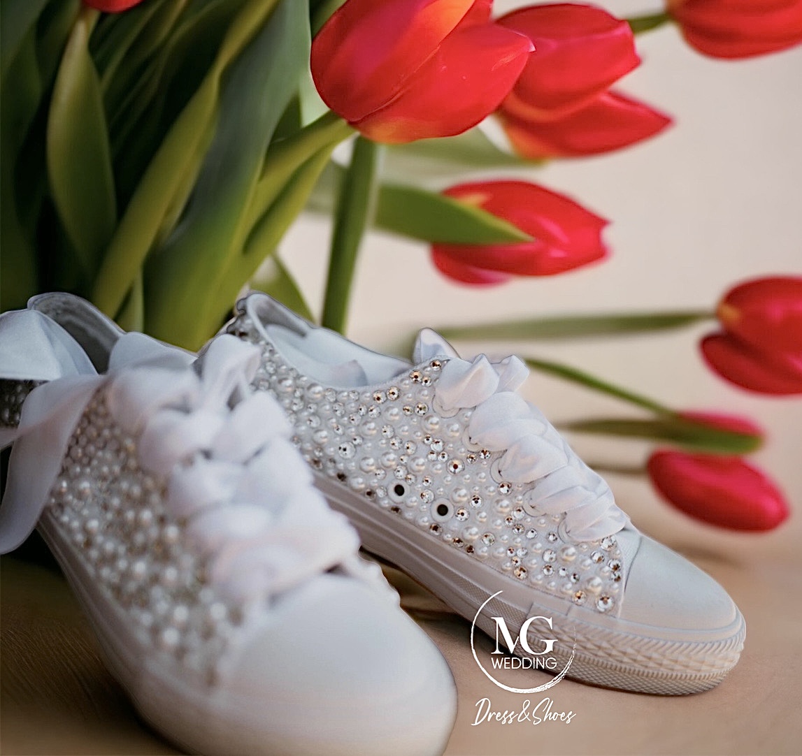 Full Gyöngyös-Strasszos Tornacipő - Image 2