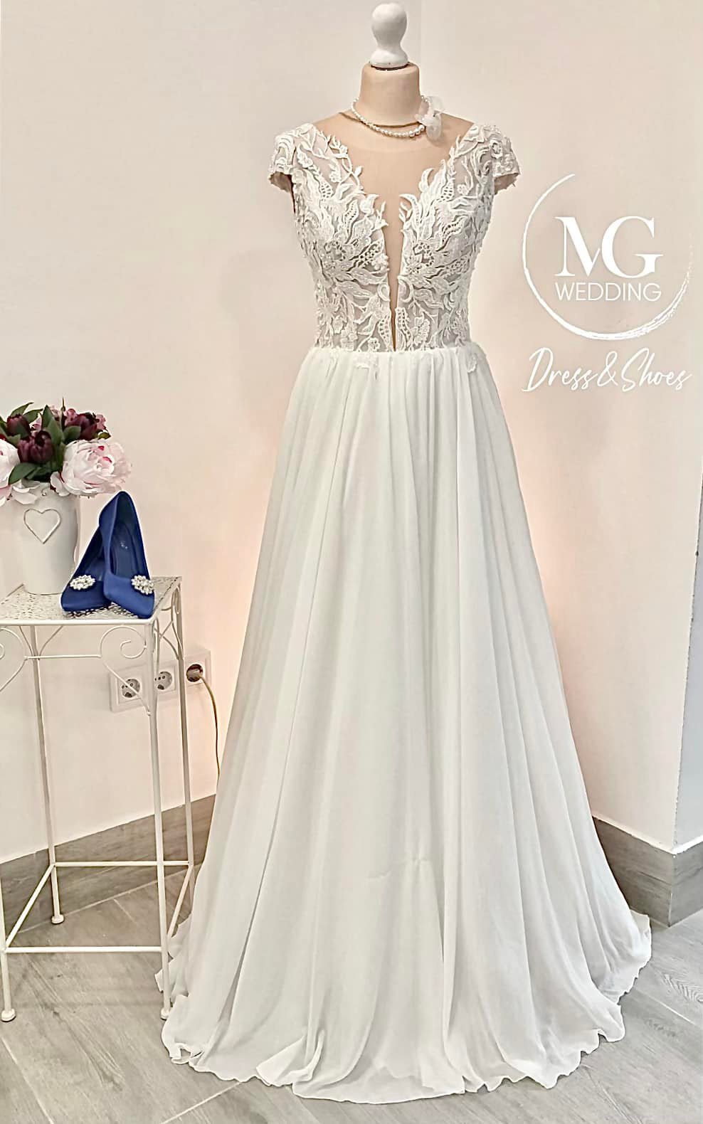 Láng Fűzős hátú Sifon Menyasszonyi Ruha