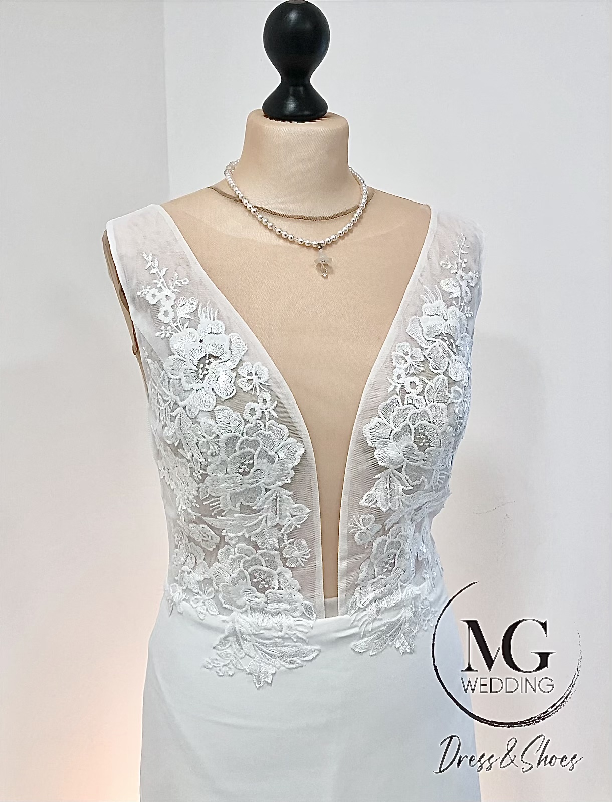 Léna Fél-Sellő Menyasszonyi Ruha - Image 4