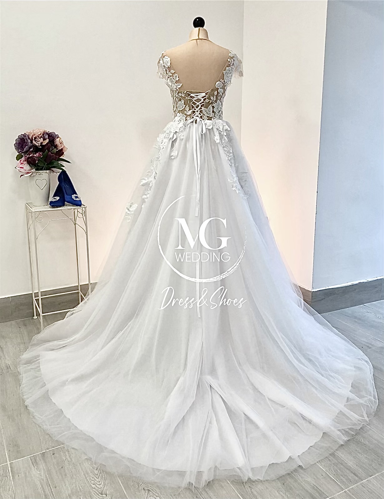 Krisztina Tüll Menyasszonyi Ruha Fűzős hátú - Image 3