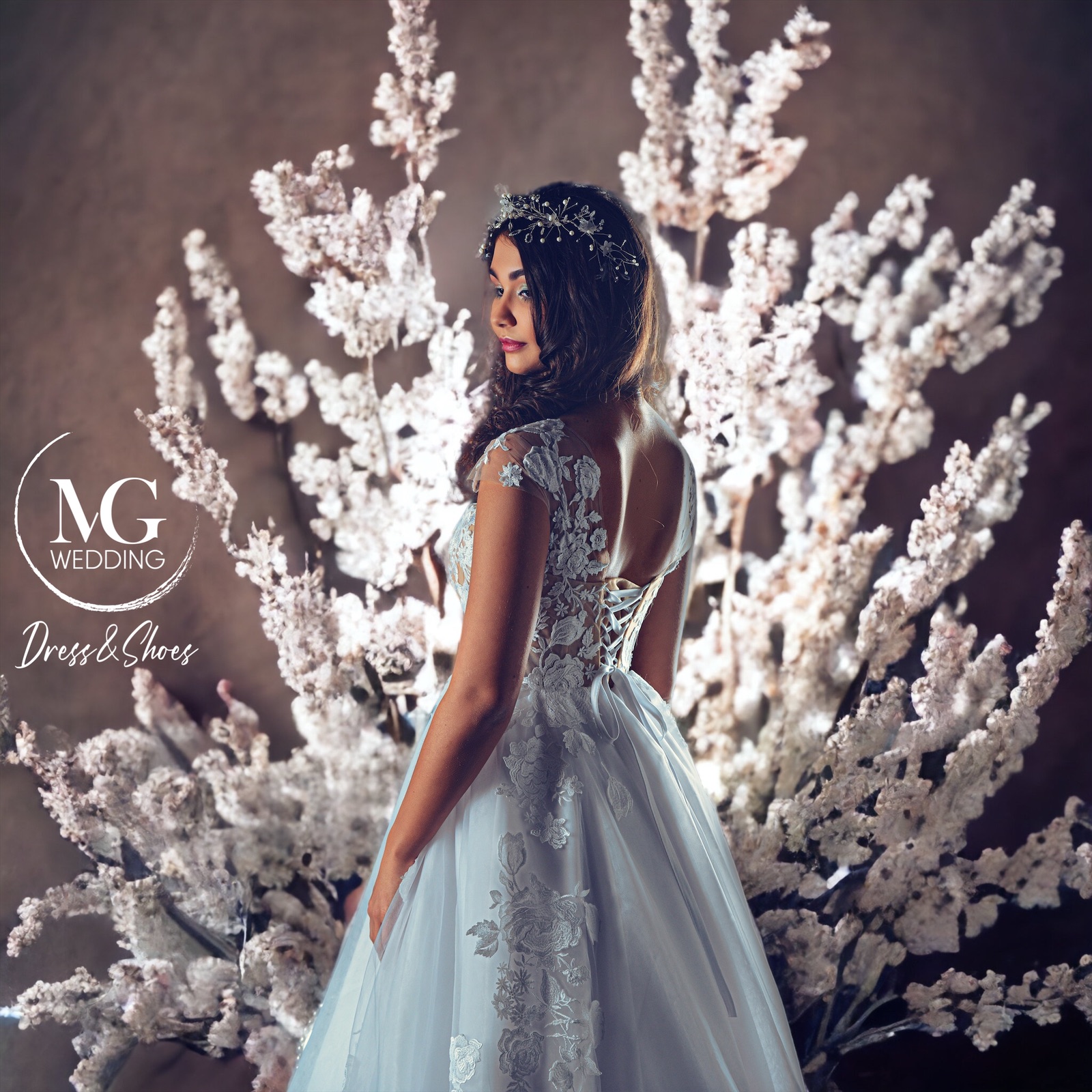 Krisztina Tüll Menyasszonyi Ruha Fűzős hátú - Image 5