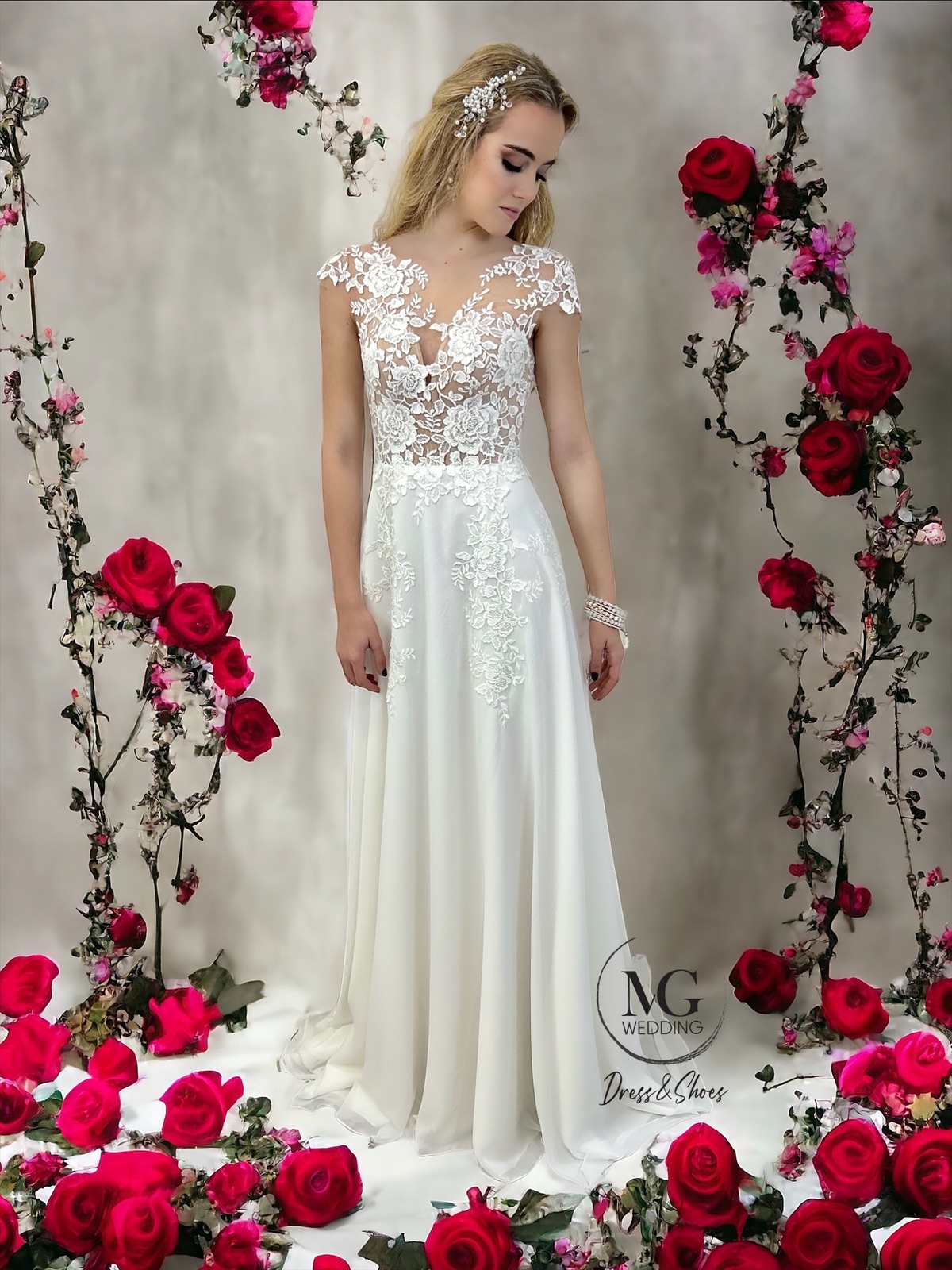 Krisztina Sifon Menyasszonyi Ruha Fűzős Hátú