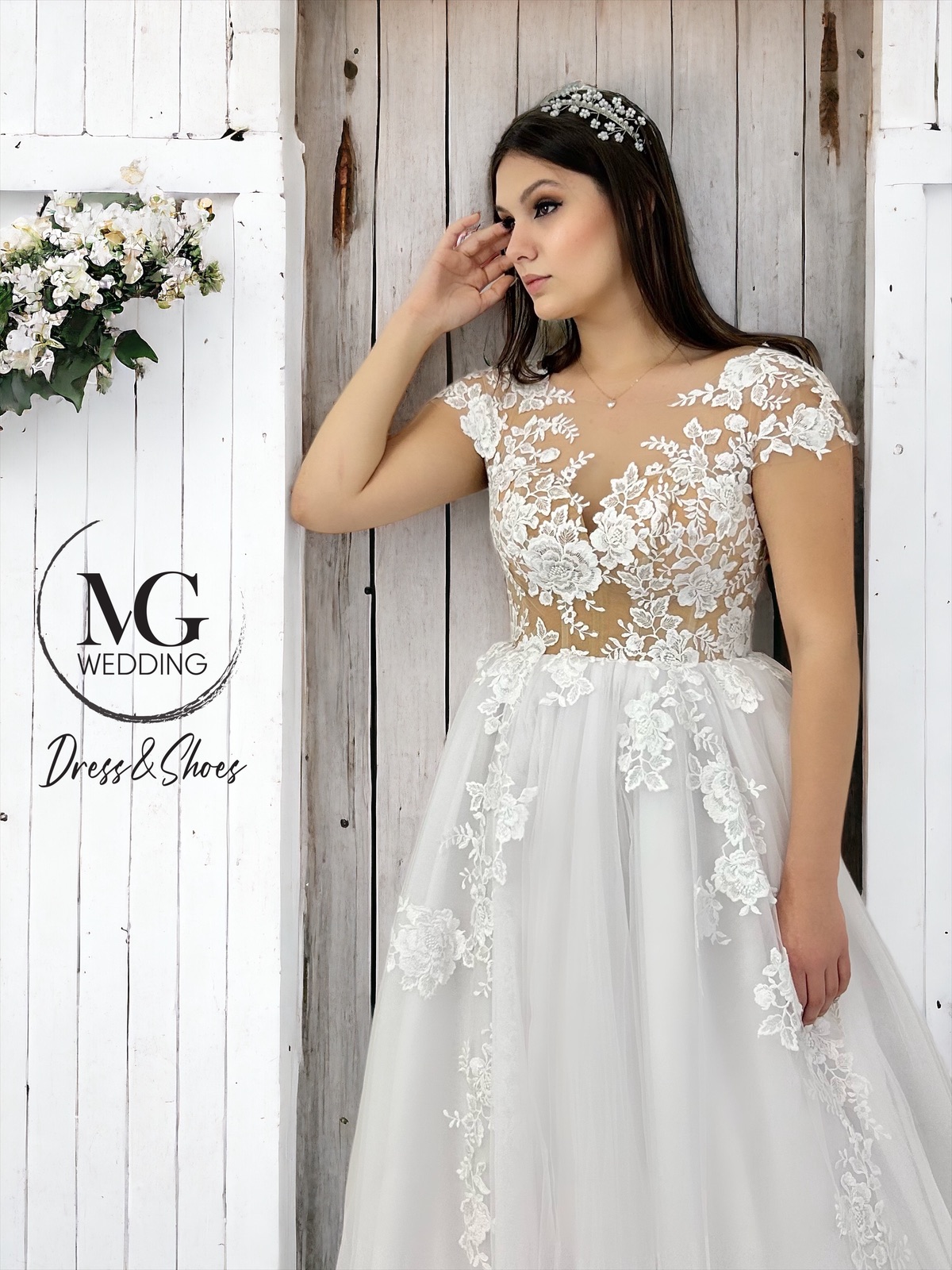 Krisztina Tüll Menyasszonyi Ruha Fűzős hátú - Image 9