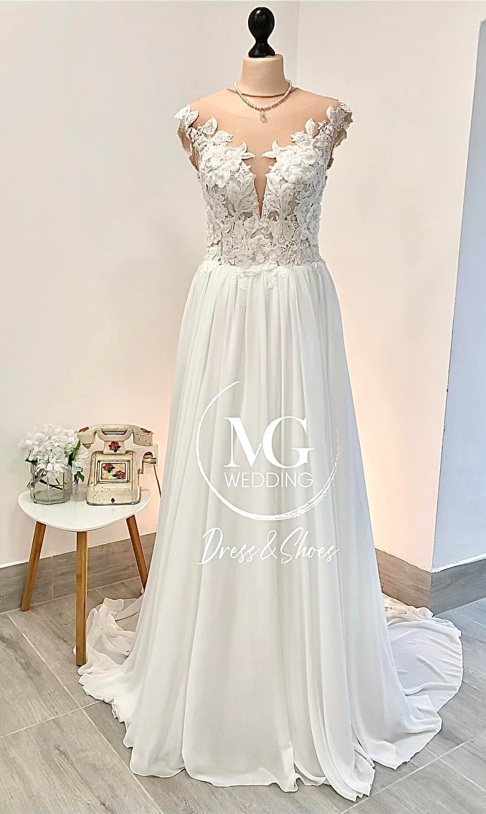 Héla 3D Sifon Menyasszonyi Ruha Fűzős hátú